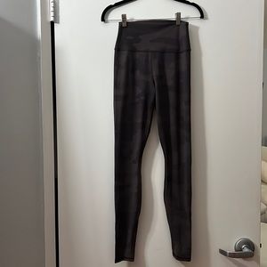 Alo leggings. Size small. Camo (black and deep purple). Worn only a few times